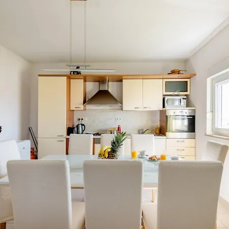 דירה Apartman Jam *